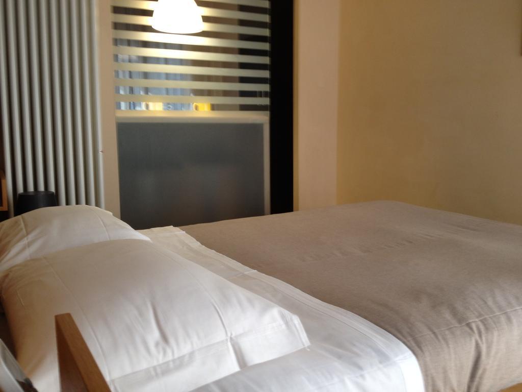 Casa Bona Apartment Alba  Room photo